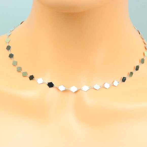 Delicate & Contemporary Necklace Chain, A Lovely Choice for Women, EVCH1567 - Picture 1 of 10